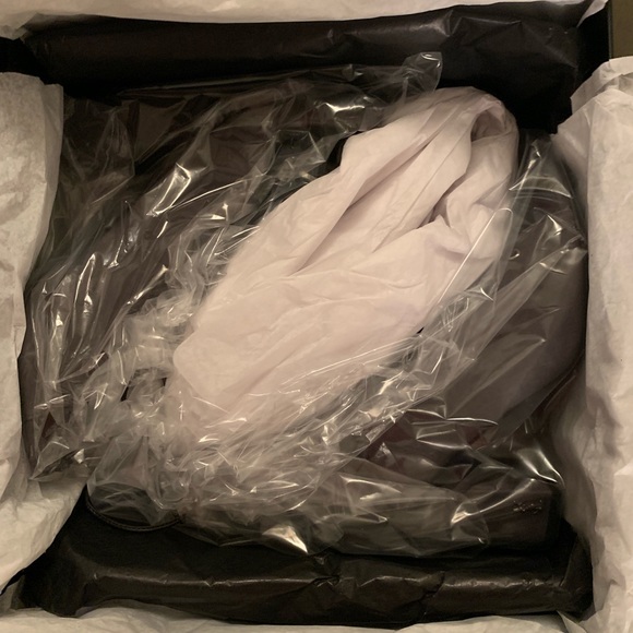 BNIB SAINT LAURENT BABIES LACE UP SANDALS IN GRAY - Picture 7 of 7